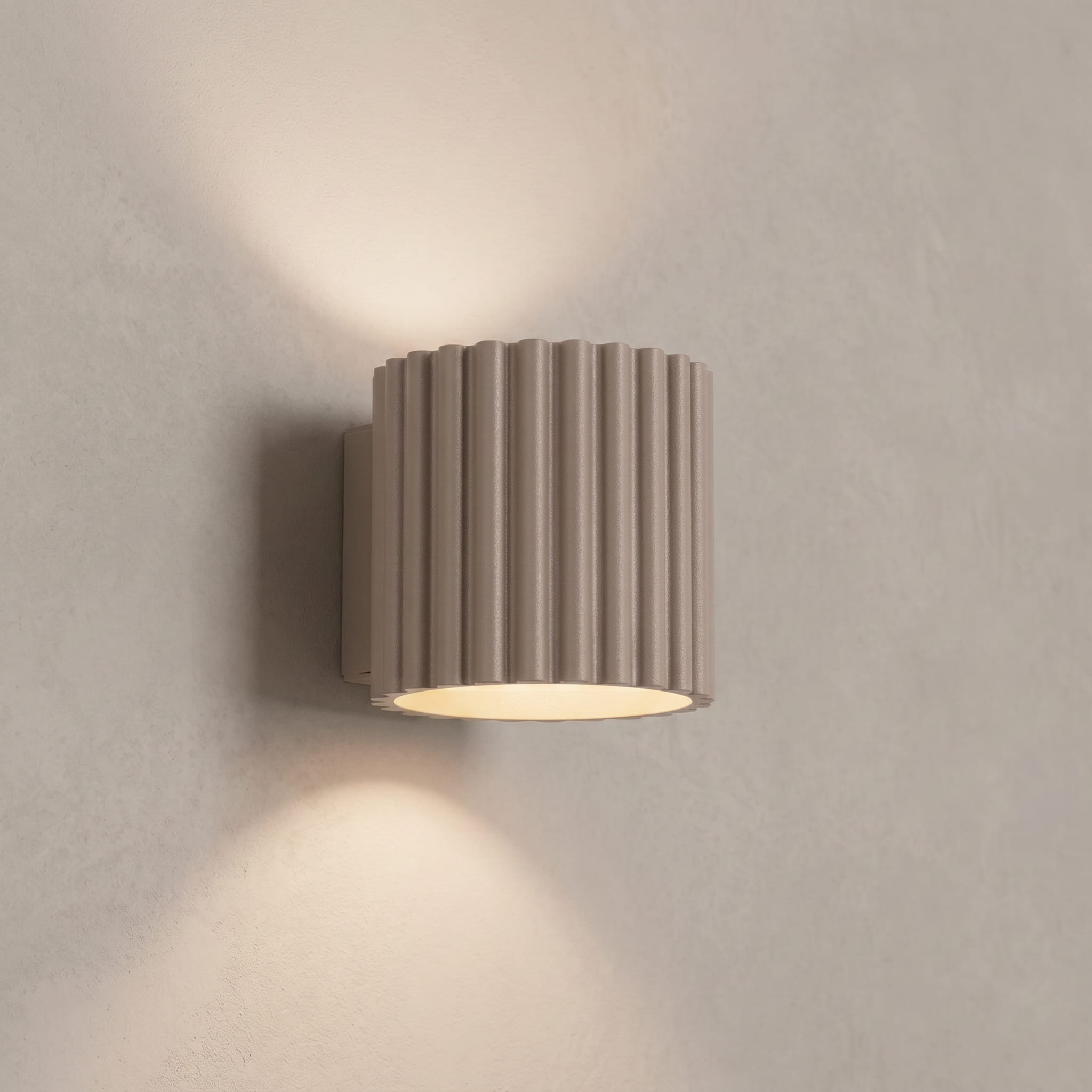 Wandleuchte "AURA"