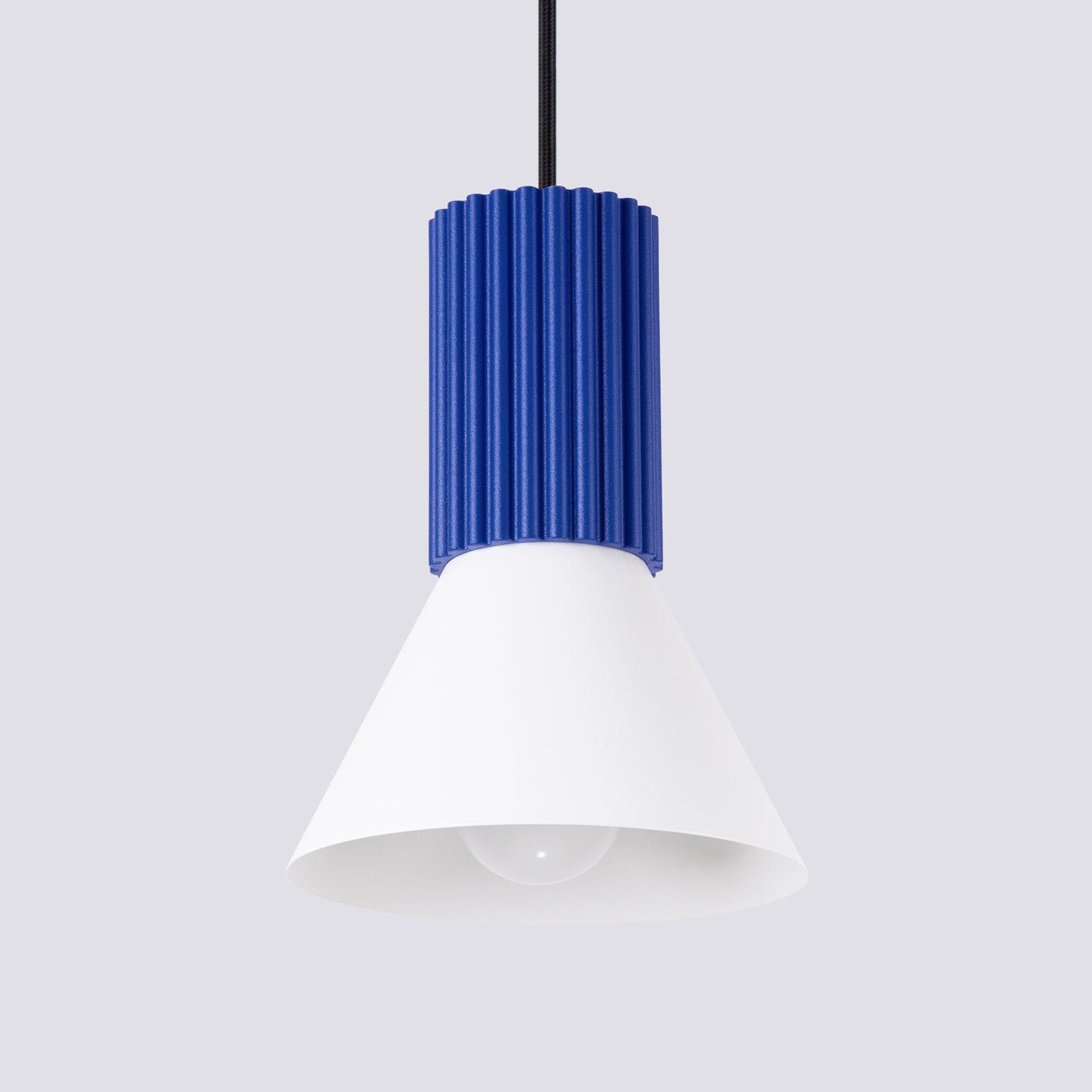 Pendelleuchte "ESTRIA 1" – in Ultramarin | Dexity Lichtdesign