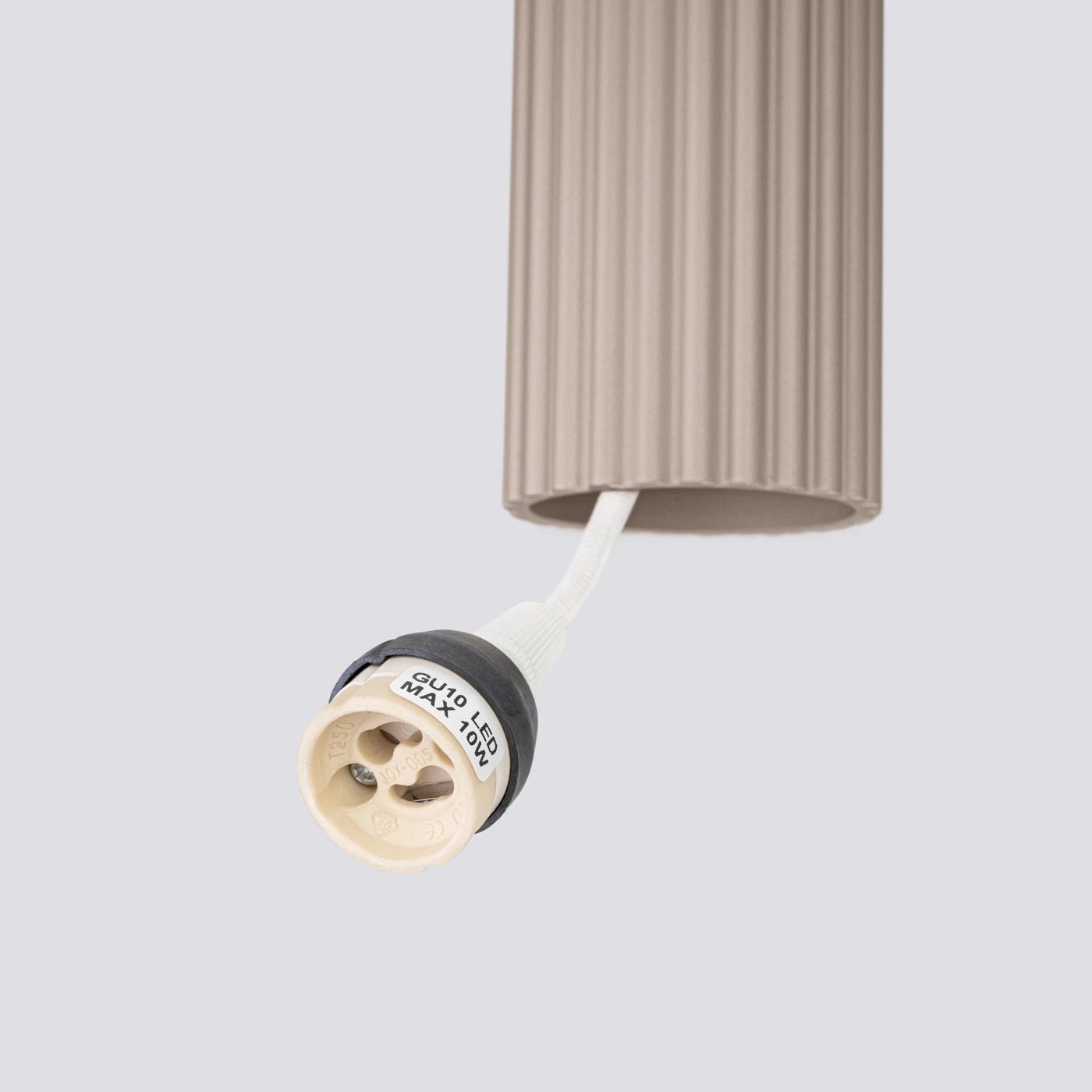 Pendelleuchte "KARBON 3L" – Pendelleuchte in Taupe | Dexity Lichtdesign