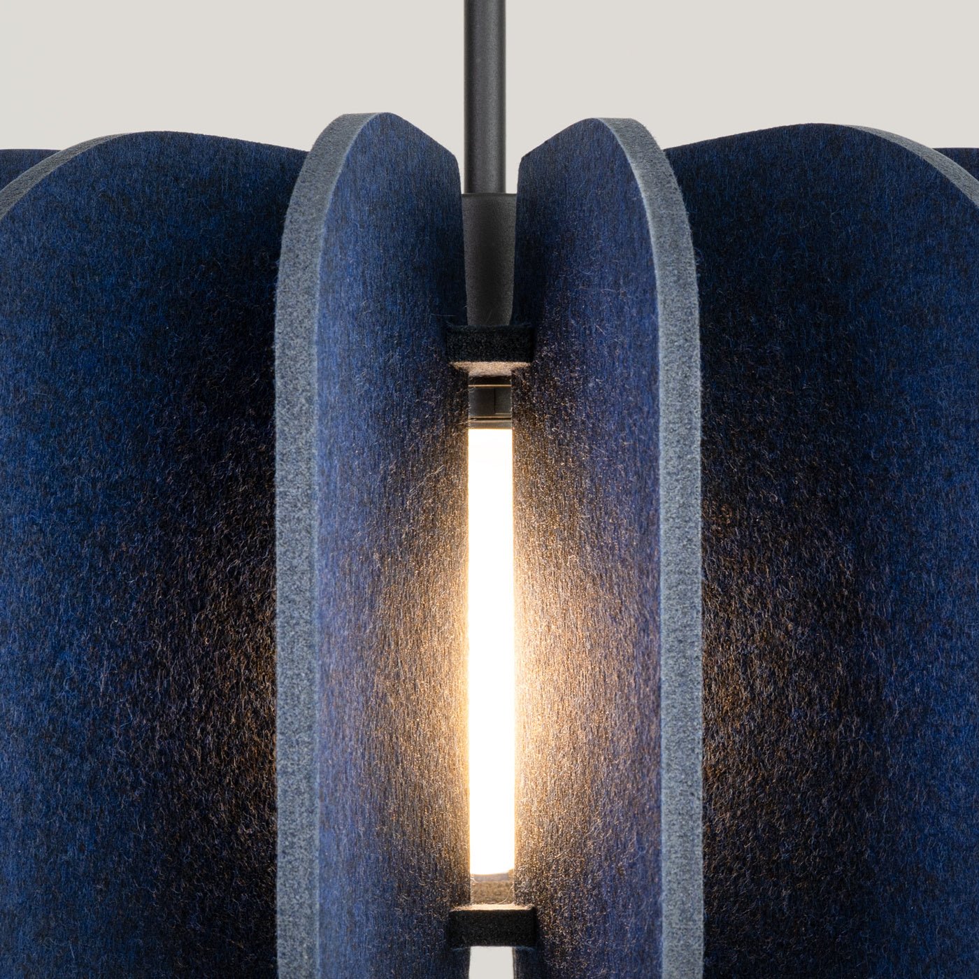 Pendelleuchte "MULA 45" – in Marineblau | Dexity Lichtdesign