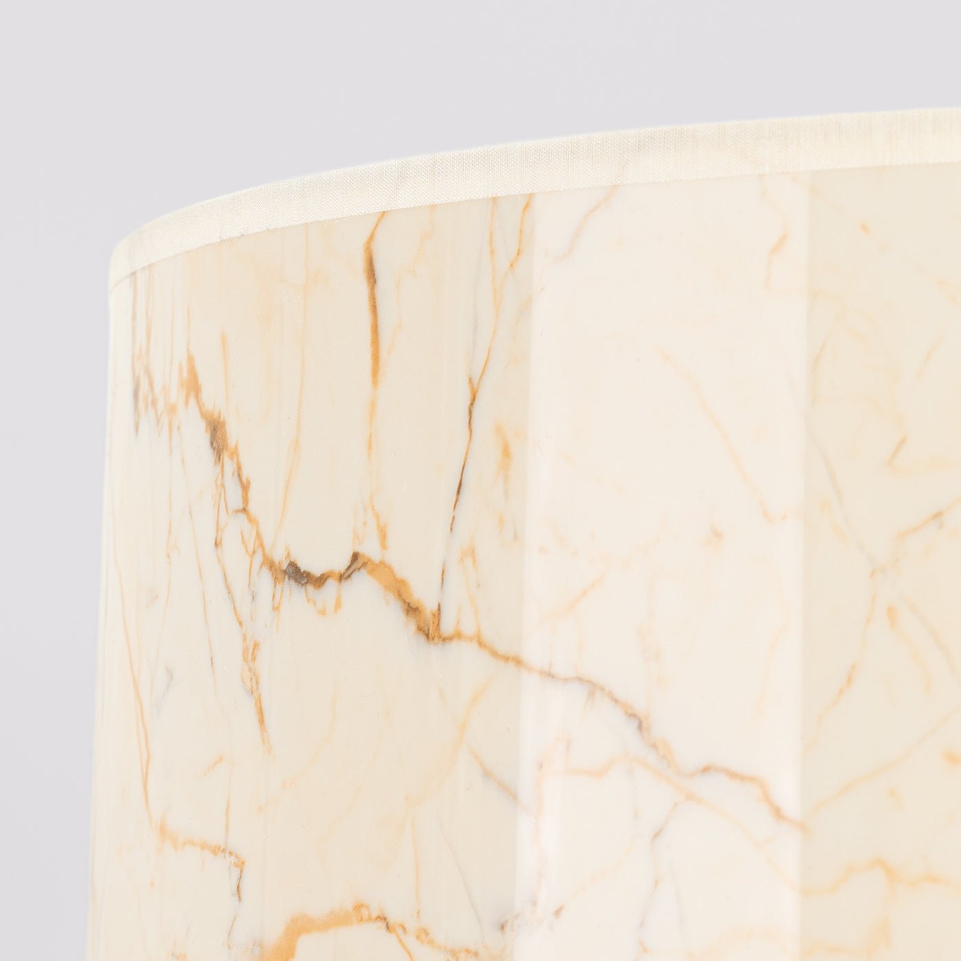 Pendelleuchte "NEVIA" – in Marmor | Dexity Lichtdesign