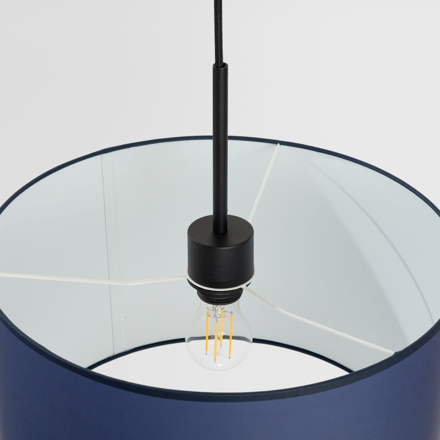 Pendelleuchte "NEVIA" – in Marineblau | Dexity Lichtdesign