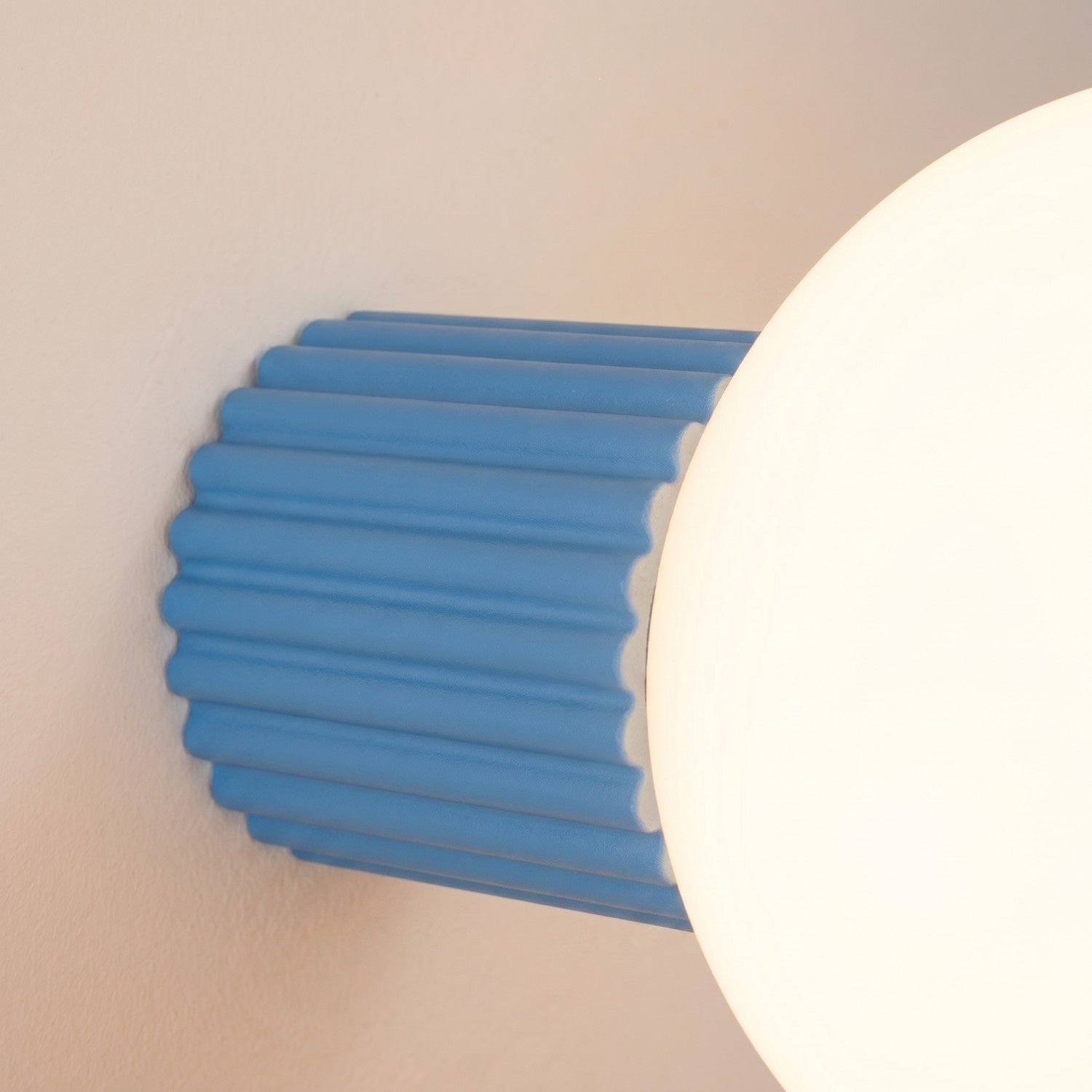 Wandleuchte "HALO" (IP44)