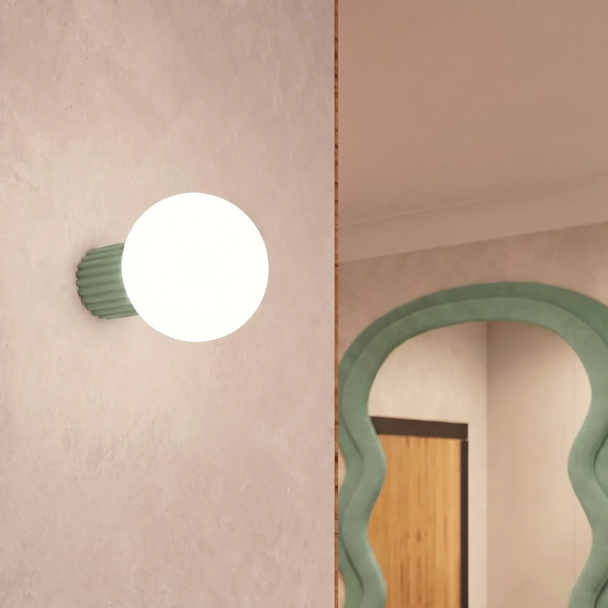 Wandleuchte "HALO" (IP44)