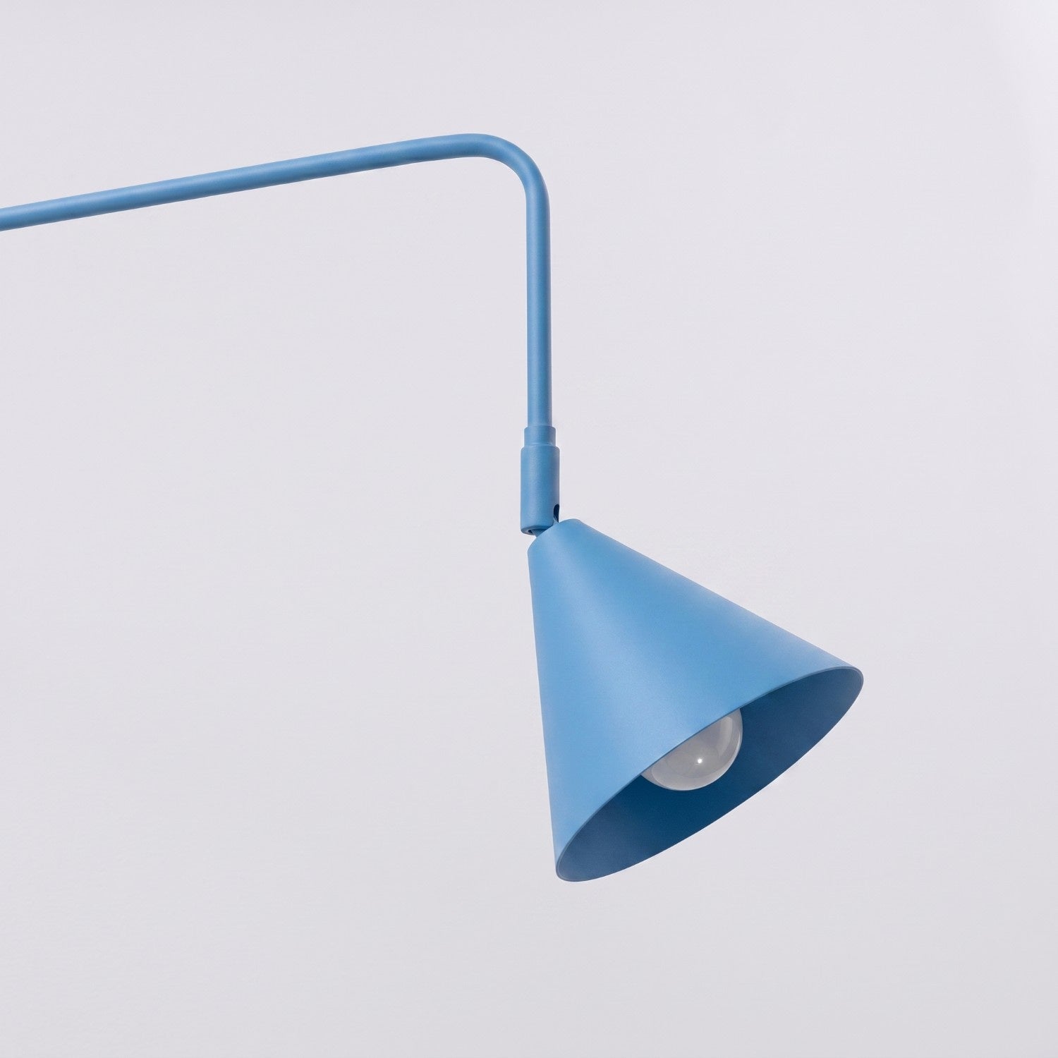Wandleuchte "NOX" mit Stecker und Kabelschalter