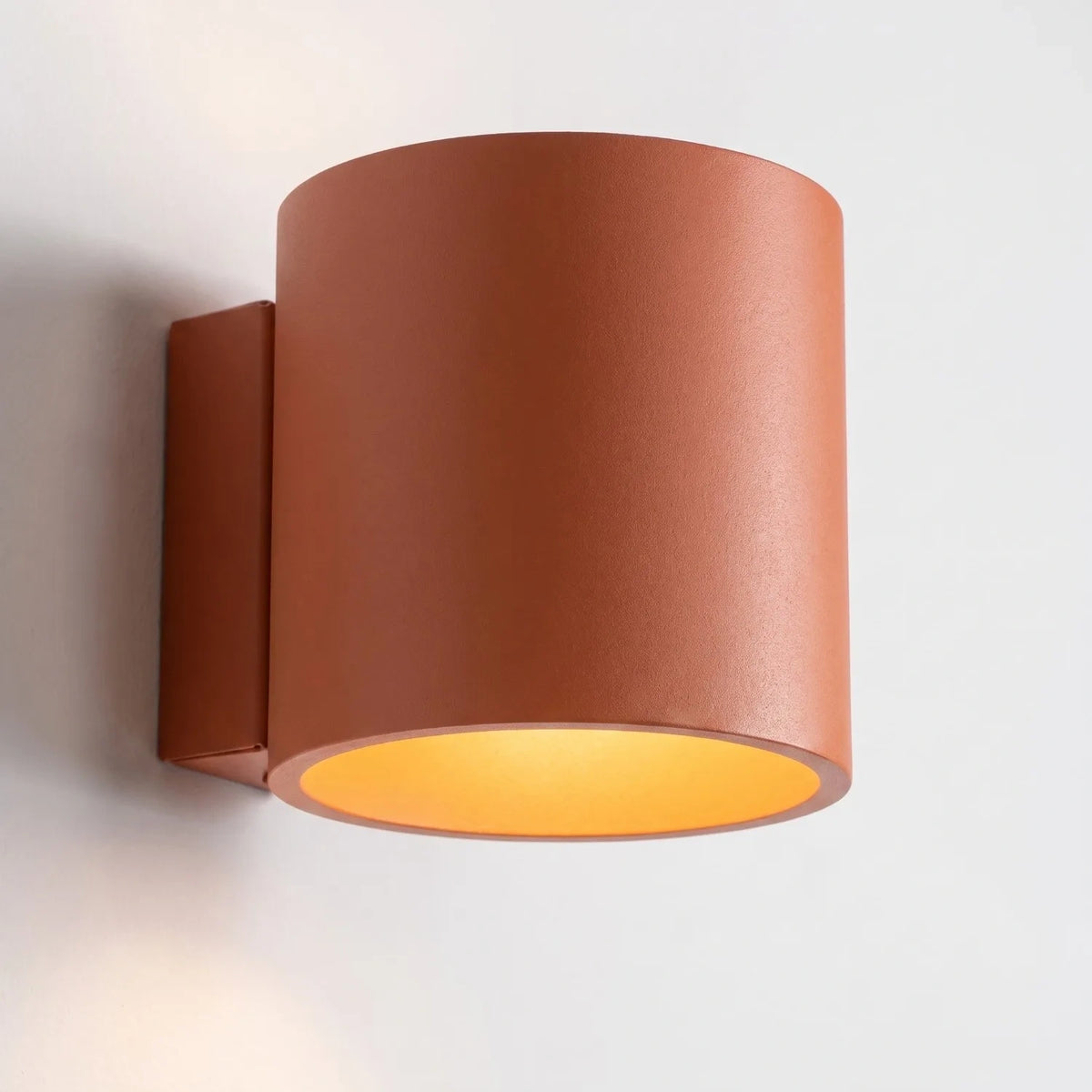 Wandleuchte "Orbis 1" – Wandlampen in Rotem Ocker | Dexity Lichtdesign