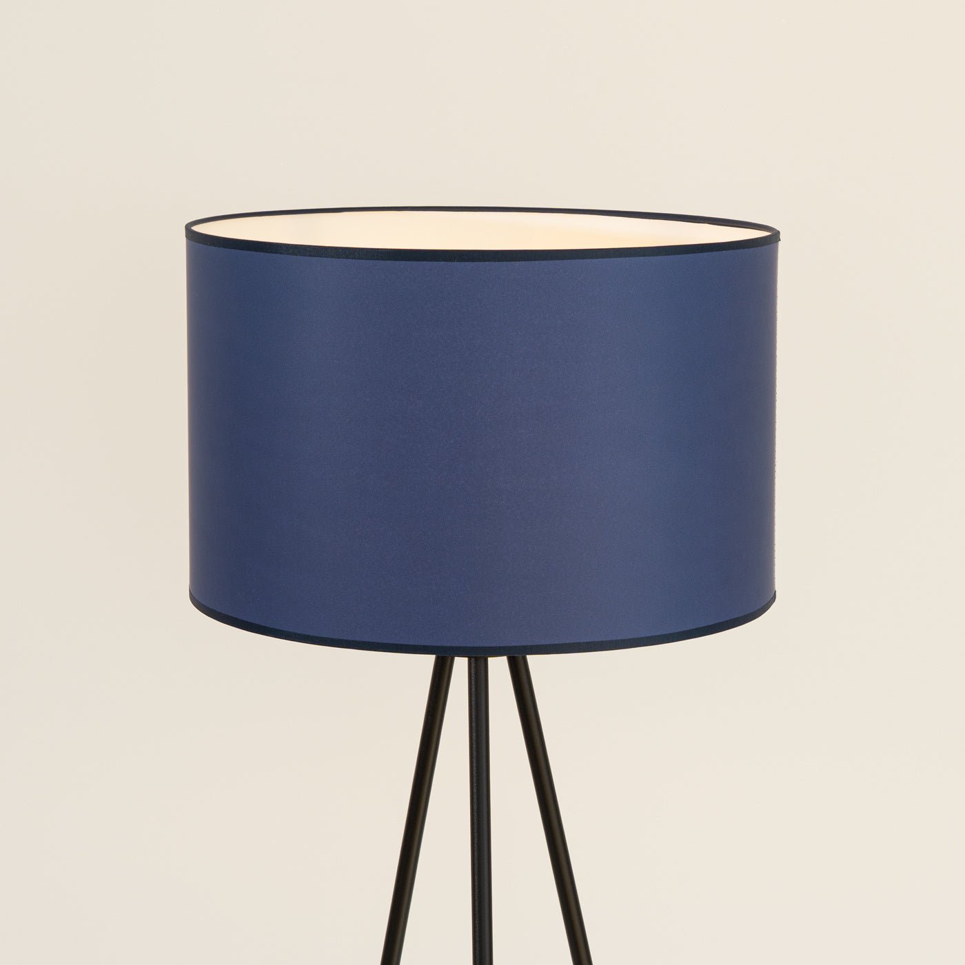 Stehleuchte "NEVIA" – in Marineblau | Dexity Lichtdesign