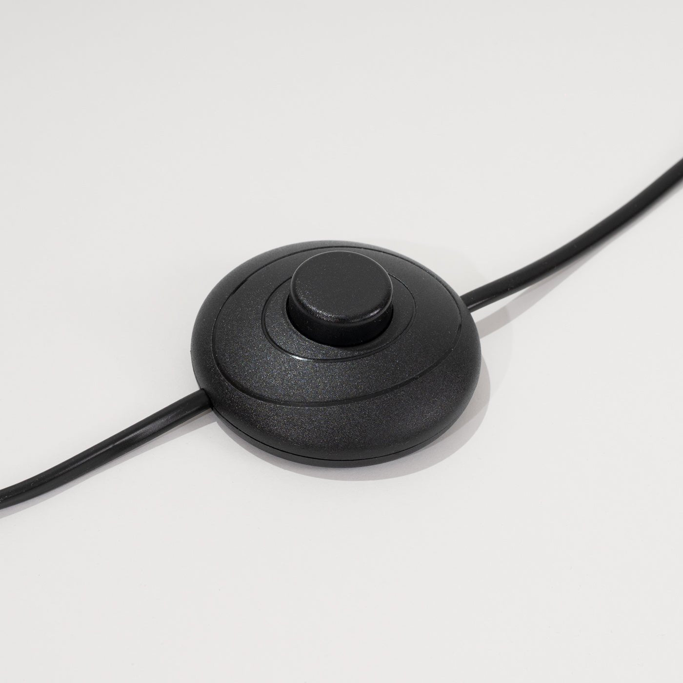 Stehleuchte "NEVIA" – in Marineblau | Dexity Lichtdesign