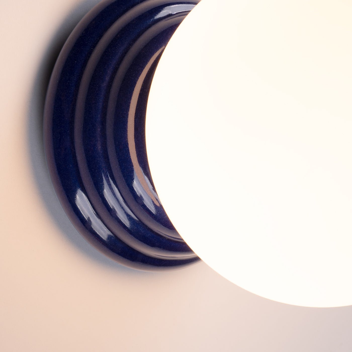 Wandleuchte "ZORI" IP44 – in Ultramarin | Dexity Lichtdesign